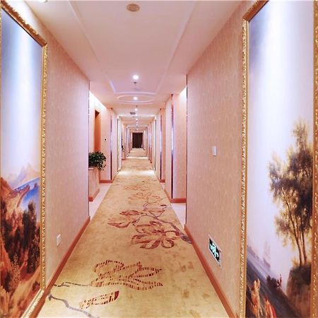 Vienna International Hotel Yantai Changjiang Road Xingyi Square Branch Exteriér fotografie