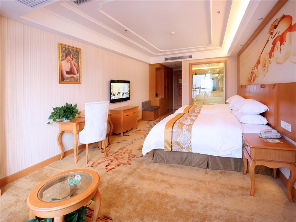 Vienna International Hotel Yantai Changjiang Road Xingyi Square Branch Exteriér fotografie
